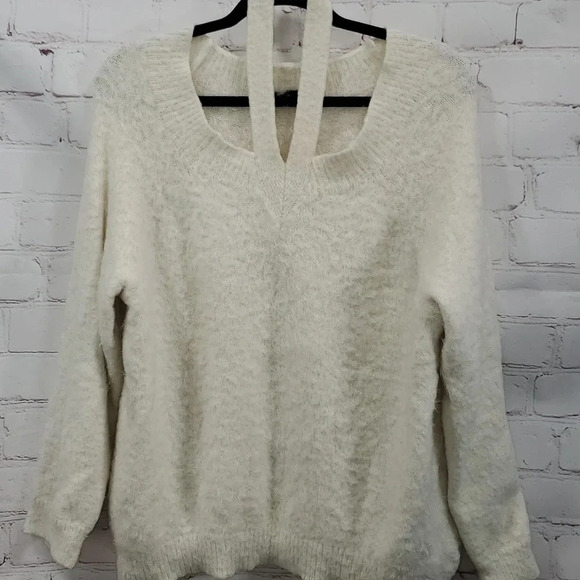 Express Sweaters - Express V Neck Off White Soft Sweater Women's Size L